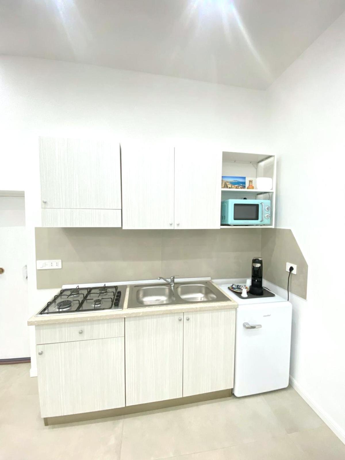 那不勒斯A Casa Mia公寓 外观 照片